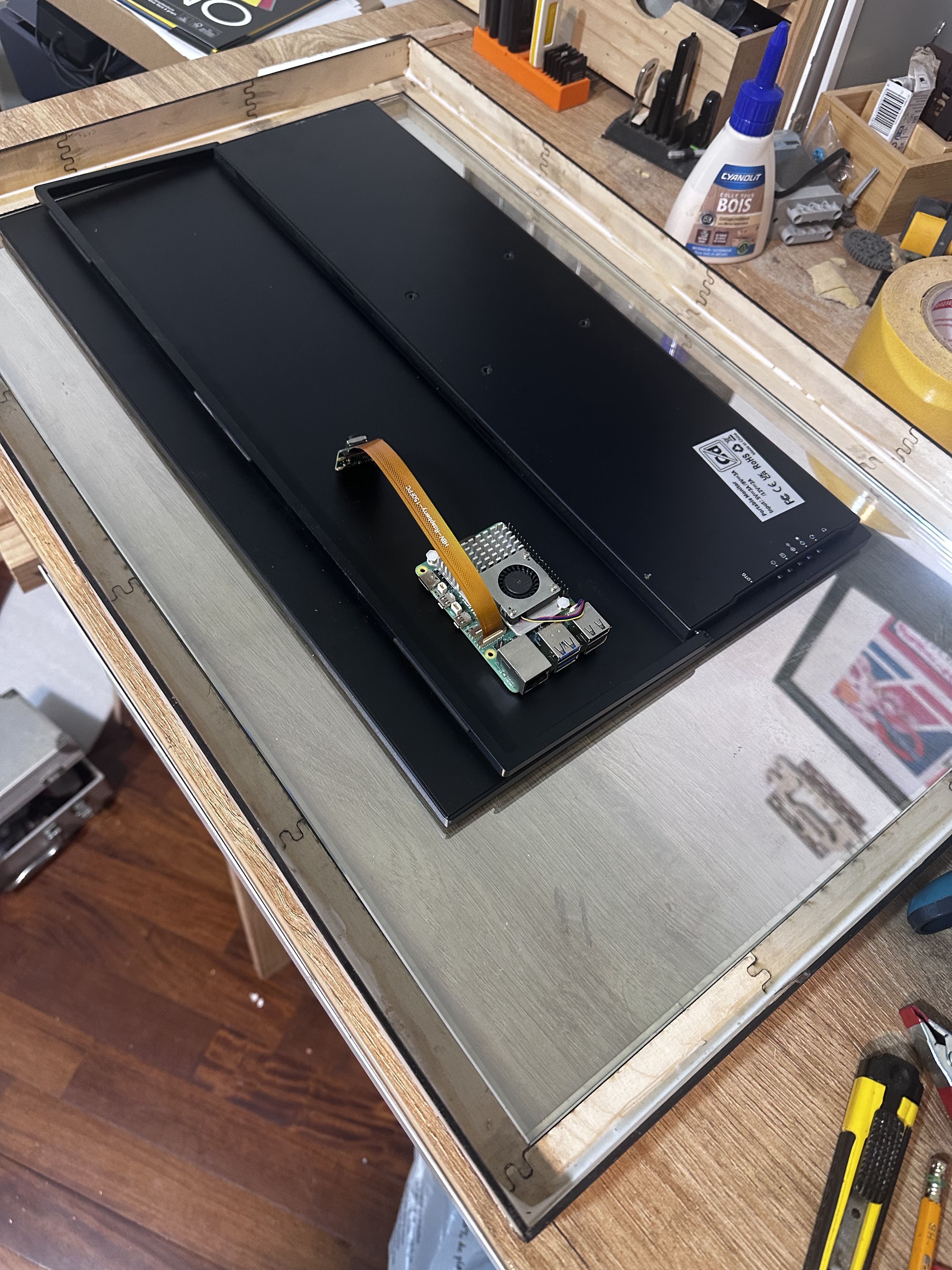 Rear view with screen and Raspberry Pi